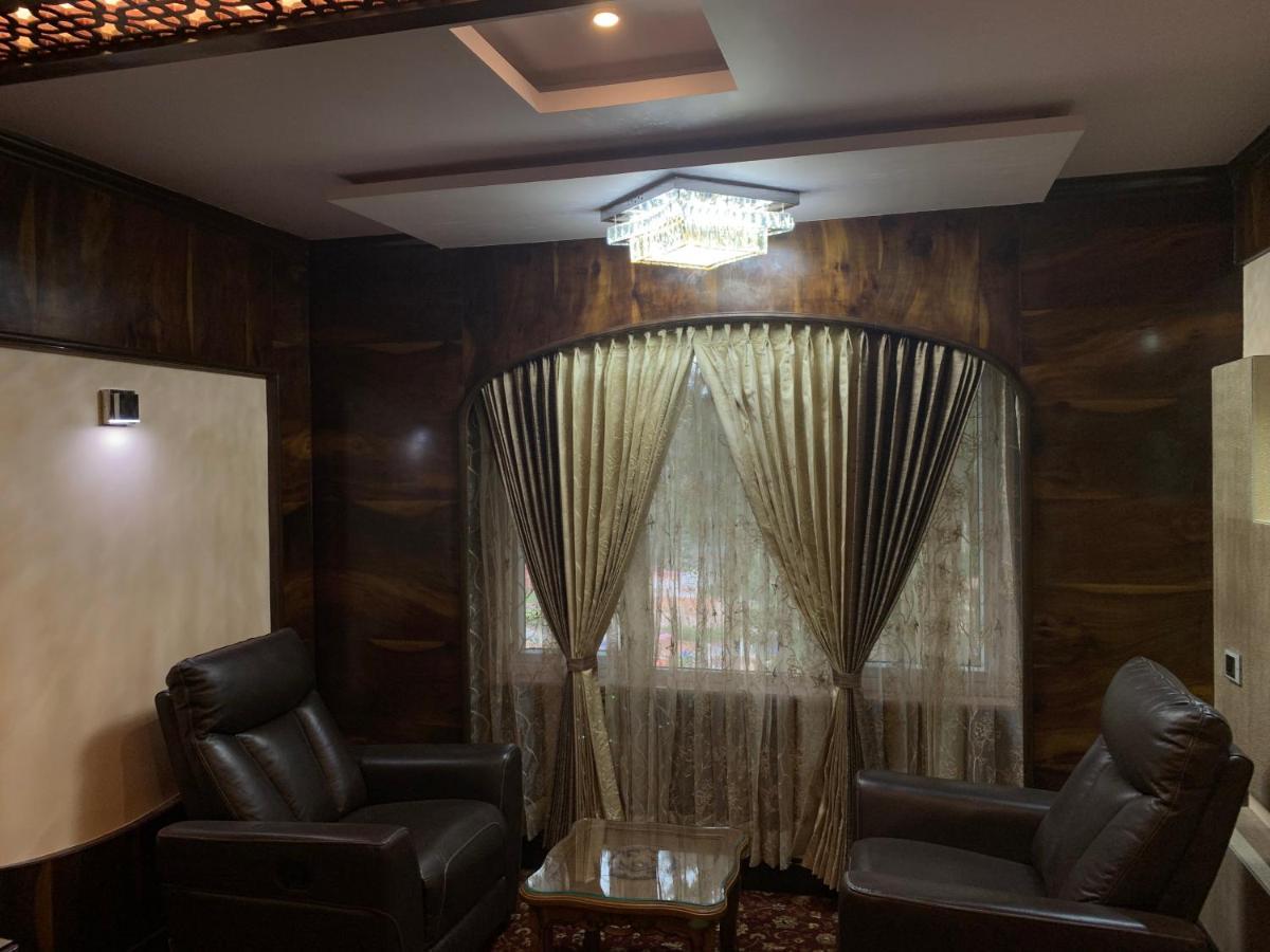 Beverly Villa 乌提 外观 照片