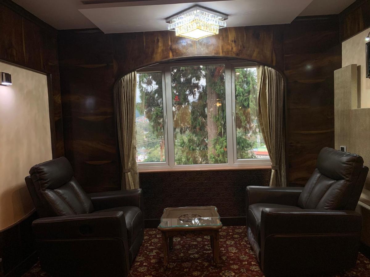 Beverly Villa 乌提 外观 照片